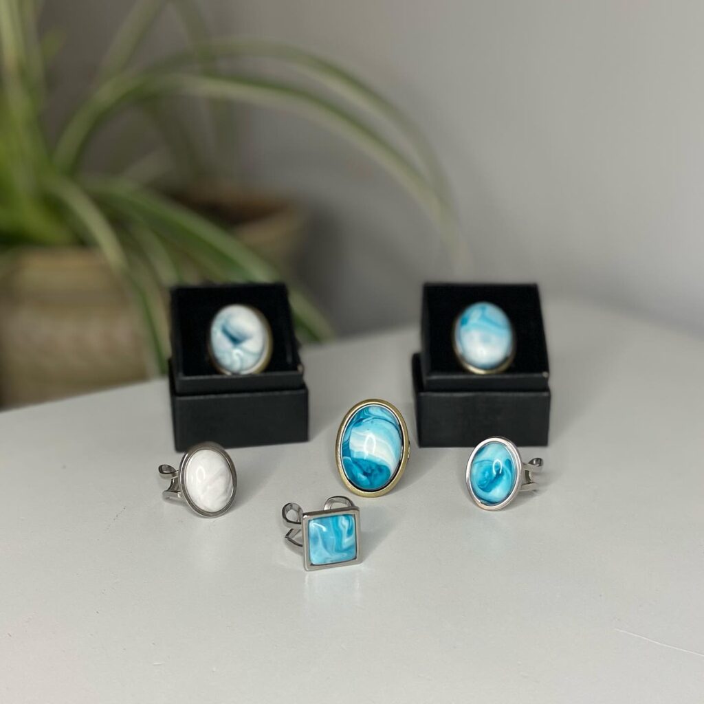 resin rings